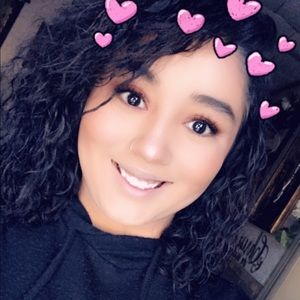 Meet your Posher, Stephanie